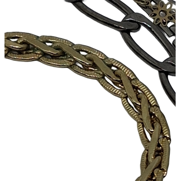Posh Layers! Mixed Metal Multi-Chain Statement Necklace - Picture 6 of 8
